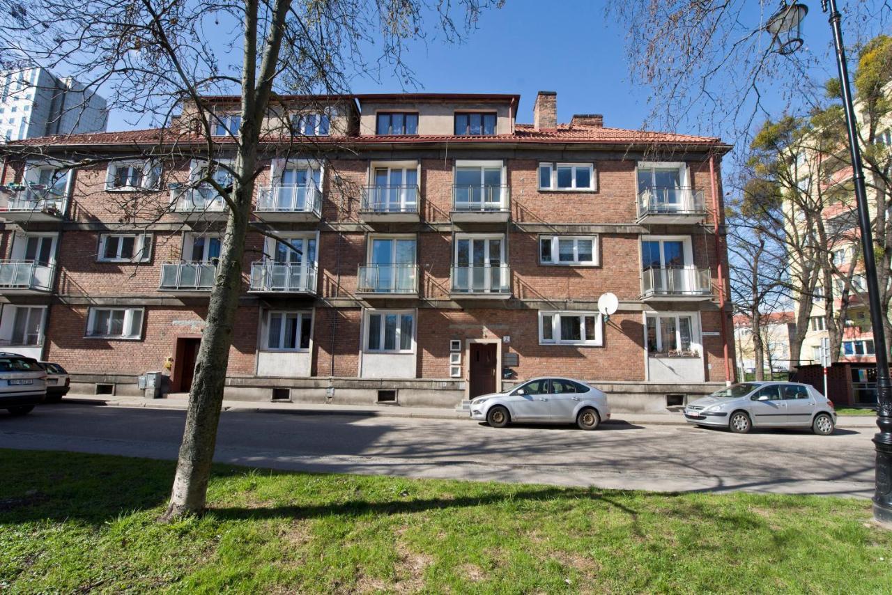 Kawalerka Refektarska Krr Apartment Гданск Екстериор снимка
